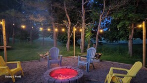 Property grounds - 2 bedroom Cottage (York)