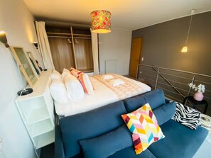 1 bedroom, desk, iron/ironing board, free WiFi - Charming Duplex in Center w. 2 Terraces (Luxembourg City)
