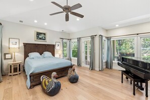 5 habitaciones, tabla de planchar con plancha y wifi gratis 