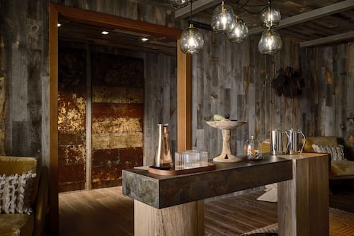 Couples treatment room(s), sauna, steam room, body treatments