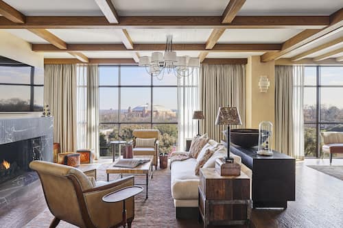 Goodnight Suite | Living area | Flat-screen TV