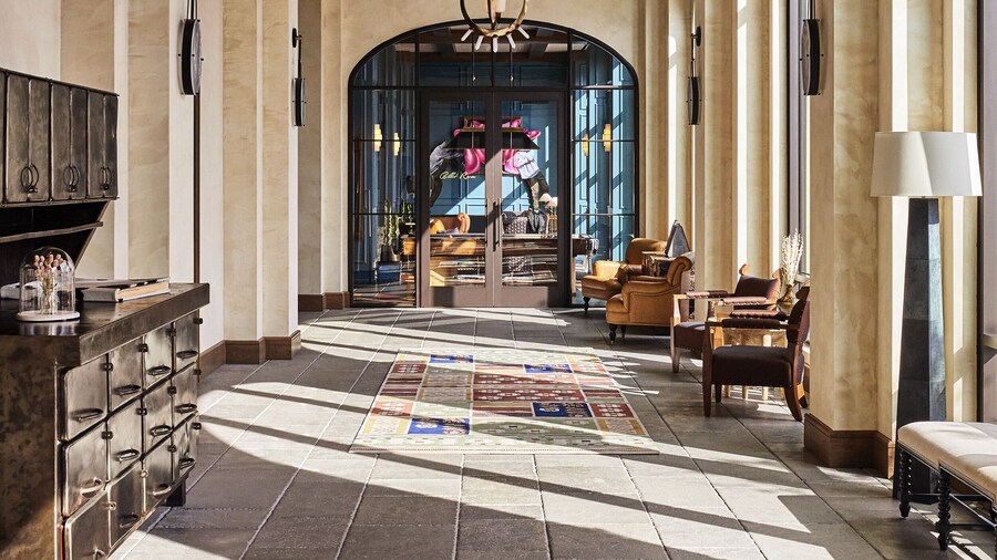 Bowie House, Auberge Collection