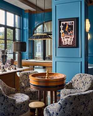 Billiards - Bowie House, Auberge Collection (Fort Worth)