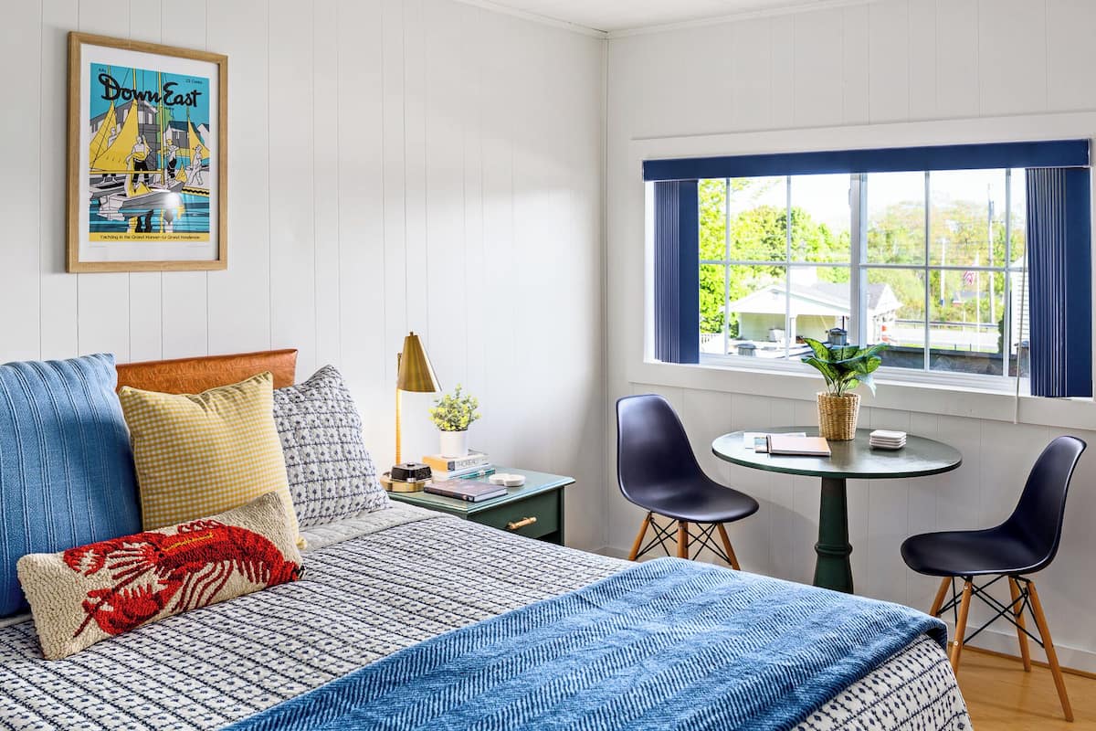 1 sovrum, individuell inredning, unika möbler och ljudisolering