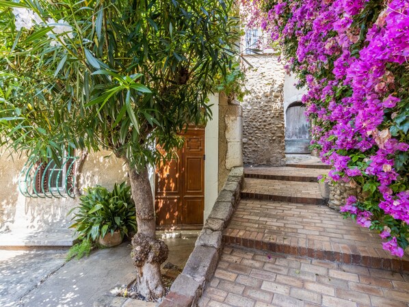 Exterior detail - Appartement des Cigales - Welkeys (Cagnes-sur-Mer)