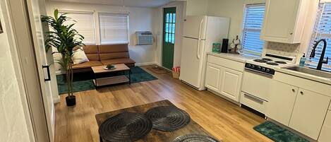 Microwave, oven, stovetop, coffee/tea maker