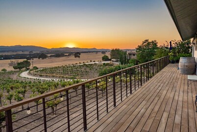Be Suite Vineyard Retreat