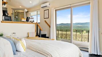 1 soverom, skrivebord, strykejern/-brett og wi-fi