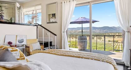 Be Suite Vineyard Retreat