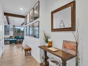 Unclassified image, 4 of 69, button