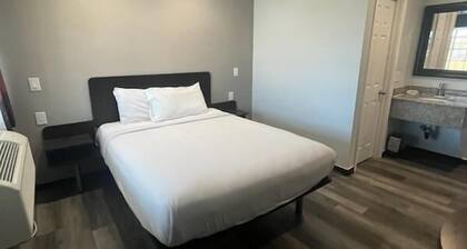 High Desert Inn