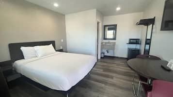 1 dormitorio, escritorio, wifi gratis y ropa de cama