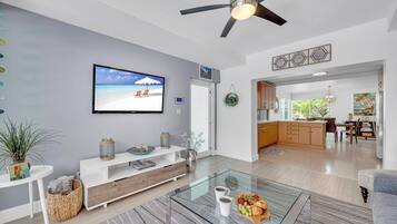 Smart TV, books, stereo