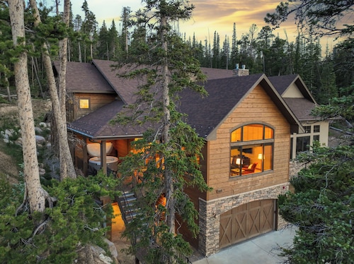 Luxury 4,200 sq ft duplex perched above Breckenridge overlooking the 10-mile range!
