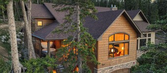Luxury 4,200 sq ft duplex perched above Breckenridge overlooking the 10-mile range!