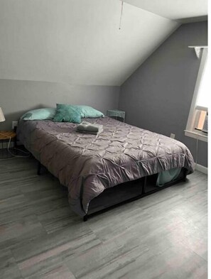4 bedrooms, free WiFi, bed sheets