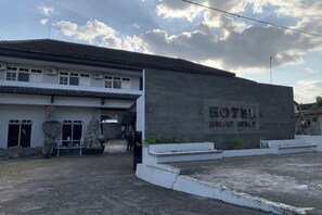 Façana frontal de l'allotjament