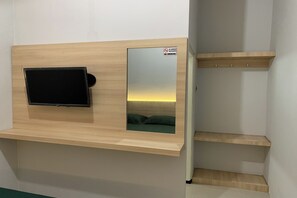 スーペリア ダブルルーム | デスク、WiFi (無料)、ベッドシーツ