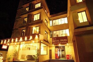 Exterior - Hotel Royal Park Residency (Navi Mumbai)