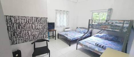 مكتب وواي فاي مجانًا