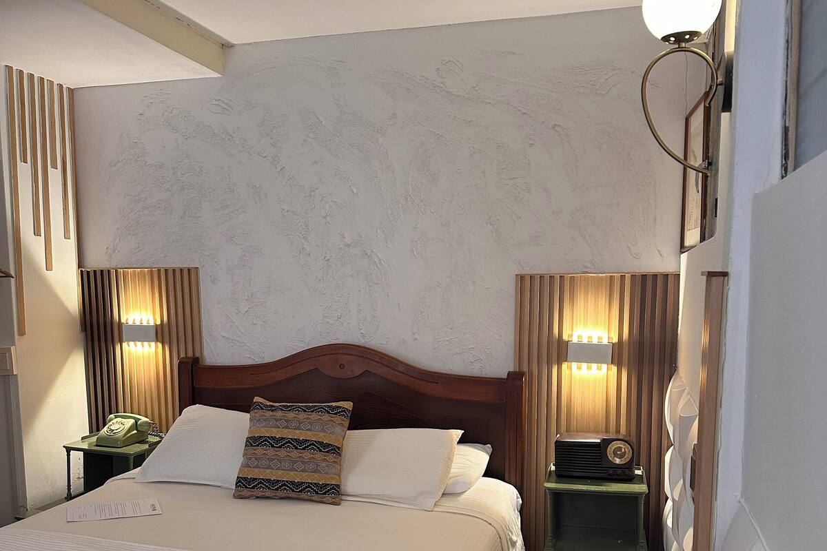 Camera Superior | Biancheria da letto di alta qualità, copriletto in piuma, minibar