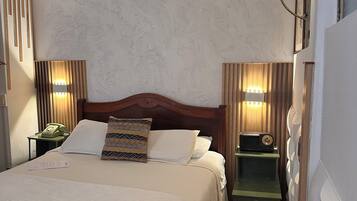 高級客房 | 高級寢具、羽絨被、迷你吧、客房內保險箱