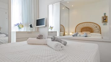 2 chambres, fer et planche Ă  repasser, accĂšs Internet, draps fournis