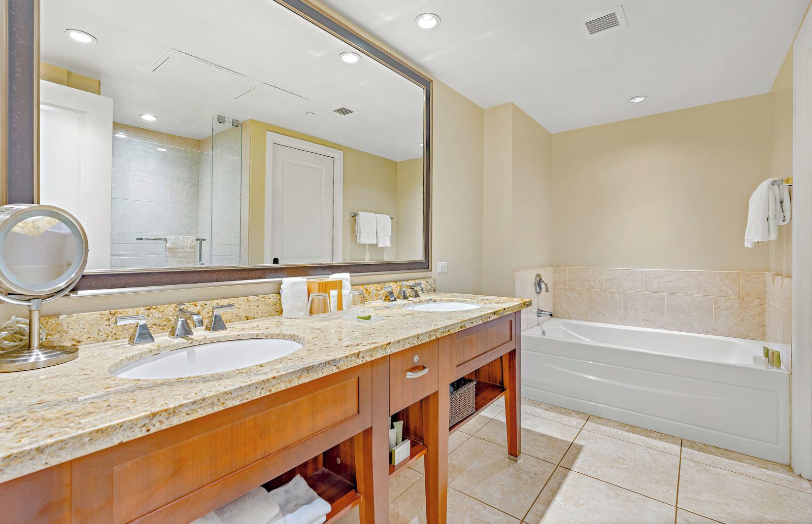 Bathtub, hair dryer, towels