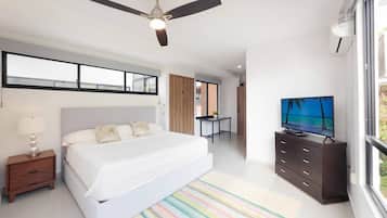 2 bedrooms, in-room safe, iron/ironing board, free WiFi