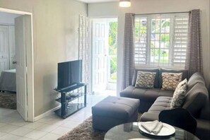 Fernseher, Stereoanlage