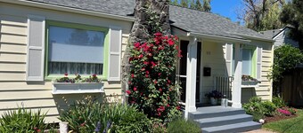 Cozy Cottage in Downtown Redmond