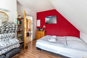 3 chambres, Wi-Fi gratuit, draps fournis