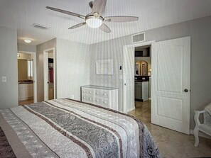 4 Schlafzimmer, Bügeleisen/Bügelbrett, WLAN, Bettwäsche