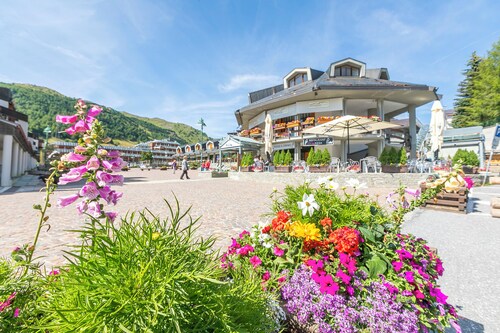Sestriere Terrace Apt Few Steps From Ski, Sestriere, Italy