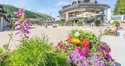 Sestriere Terrace Apt Few Steps From Ski, Sestriere, Italy