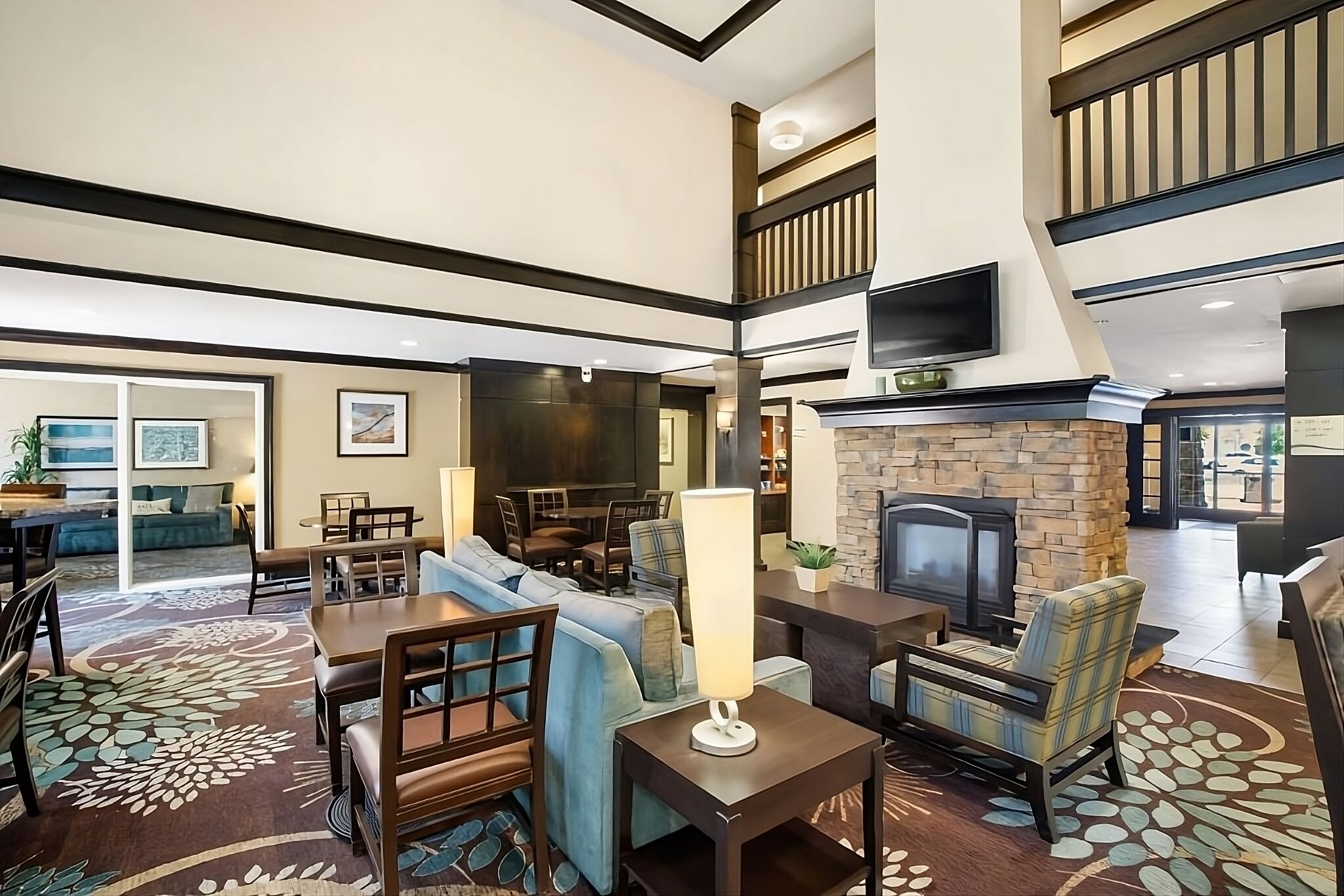 Discover San Diego: Comfortable Unit W/ Pool, Breakfast & Pet-friendly Stay! - San Marcos