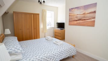 5 bedrooms, free WiFi, bed sheets