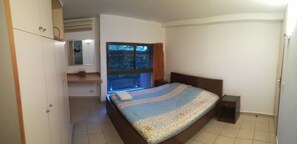 1 dormitorio, tabla de planchar con plancha, wifi