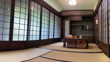 Traditional Suite | Living area | 55-inch Smart TV with digital channels