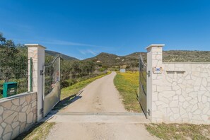 Property grounds - VILLA MIMOSA - VILLA MIMOSA CON PISCINA (Campo nell'Elba)