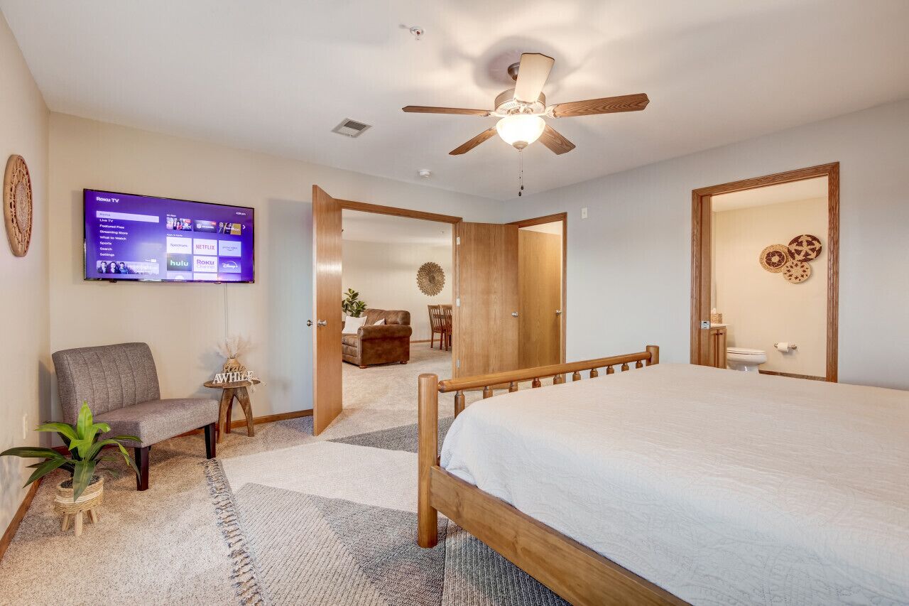 2 chambres, fer et planche à repasser, Wi-Fi gratuit, draps fournis