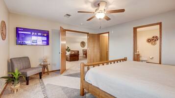 2 chambres, fer et planche à repasser, Wi-Fi gratuit, draps fournis