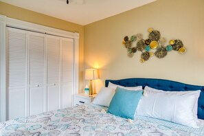 2 bedrooms, iron/ironing board, free WiFi, bed sheets