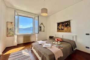 Family Apartment, Multiple Bedrooms (Casa Valentina) | 2 bedrooms, iron/ironing board, bed sheets