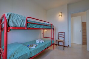Familieleilighet, flere soverom, 2 bad (Palms Villa - Sea View) | 2 soverom, wi-fi (inkludert) og sengetøy
