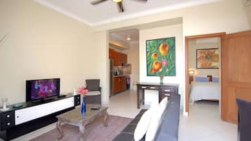 1 habitación, wifi y ropa de cama