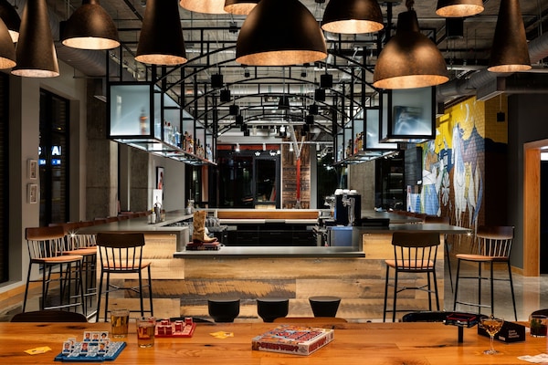 Daily cooked-to-order breakfast for a fee