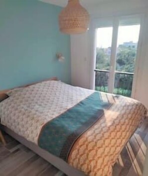 2 chambres, bureau, Wi-Fi, draps fournis