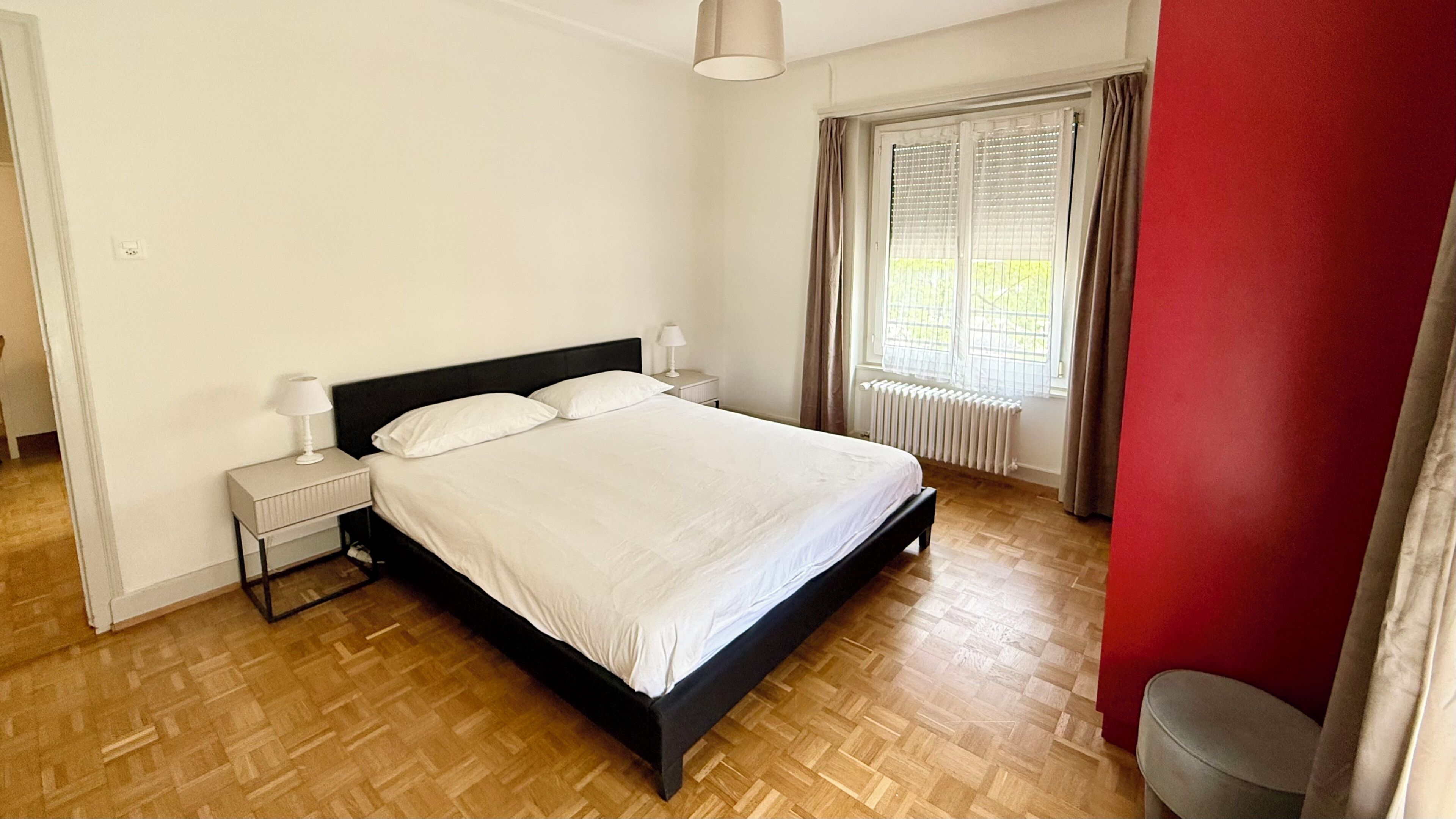 2 bedrooms, desk, iron/ironing board, free WiFi