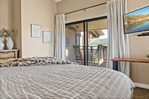 2 bedrooms, desk, free WiFi, bed sheets